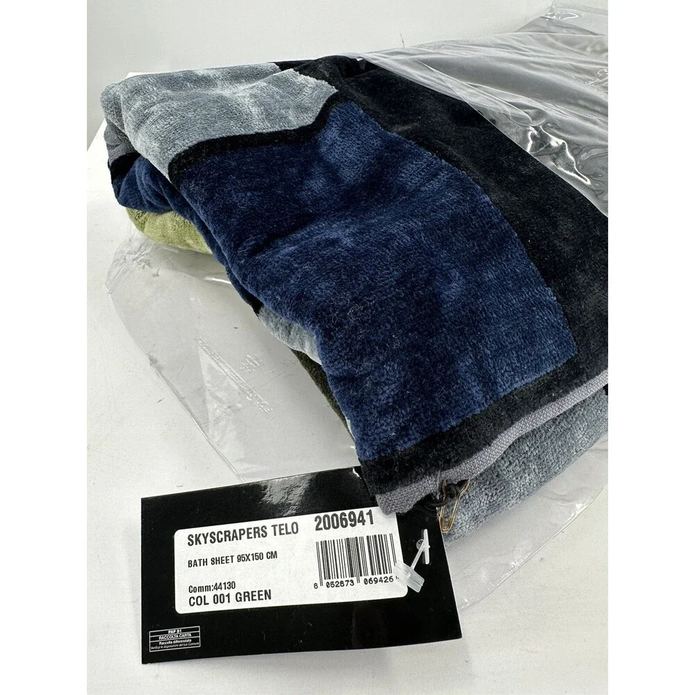 Bath Towel TRUSSARDI Skyscrapers Green (multicolor) 37.5”x59” NWT (W-3)
